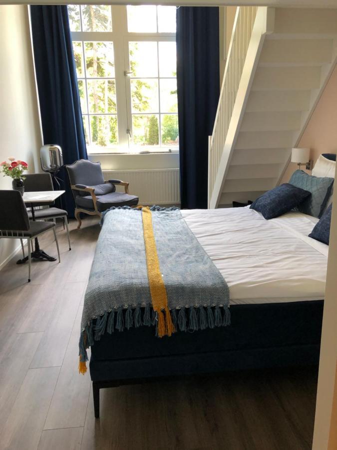 Schuringse Klasse Numansdorp Buitenkant foto